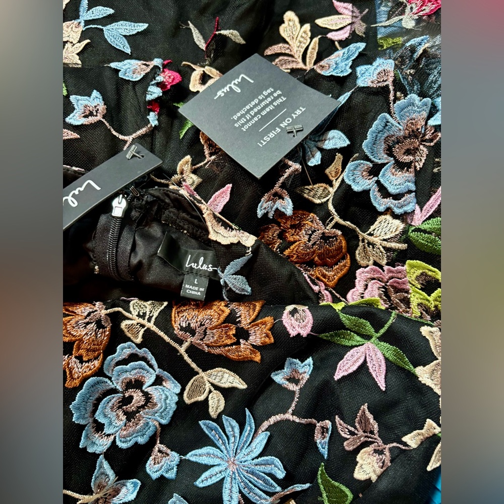 NWT Lulus Infinite Praise Black 3D Floral Embroidered Halter Maxi Dress S , L - Picture 8 of 8